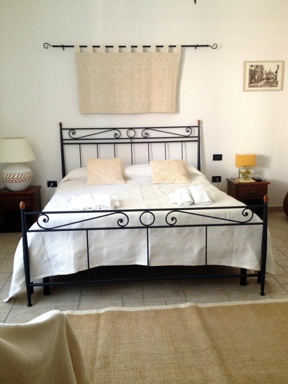 سورسو B&B Cheap Holidays الغرفة الصورة